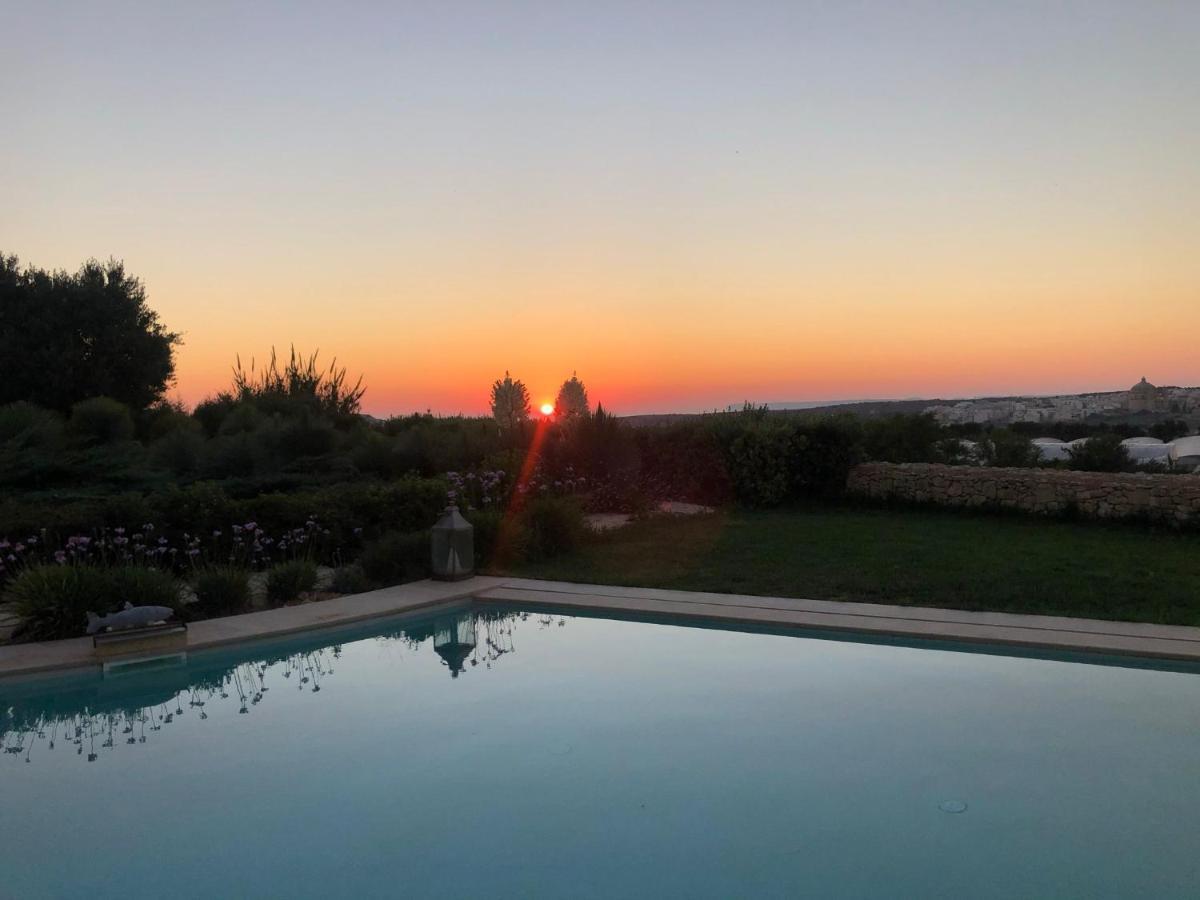 Sunset Oasis L-Imgarr Exterior photo